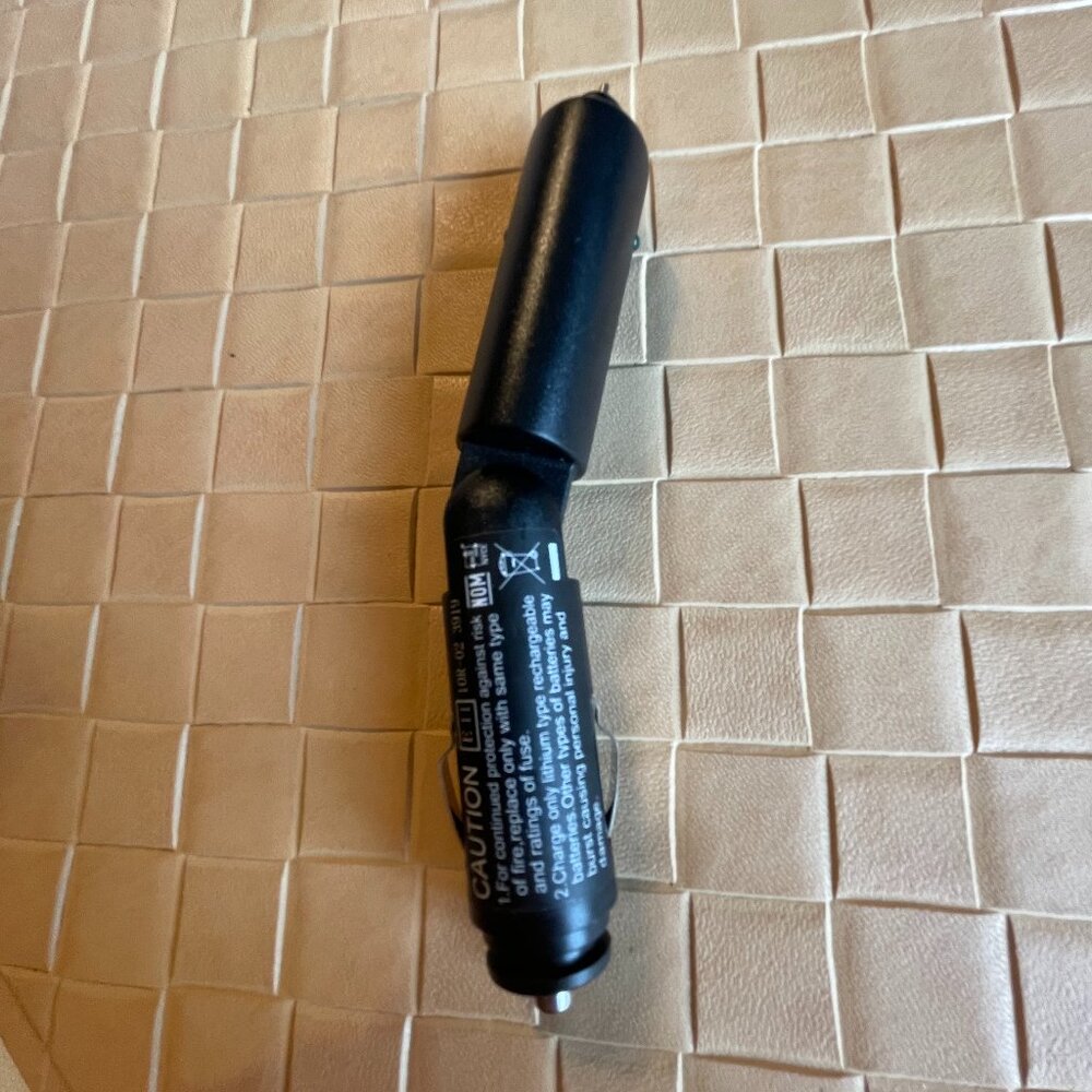 USB-B Micro Connector Connect to Car Charger